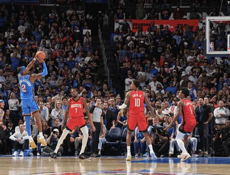 这限制了他, 一辙, 岁的球员 这限制了他, 一辙, 岁的球员