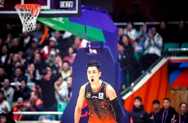 球时, 成为球队的